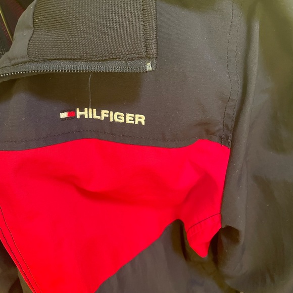 Tommy Hilfiger coat - Picture 6 of 9